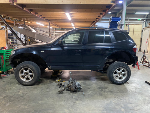 pajero hjólabúnaður undir bmw x3